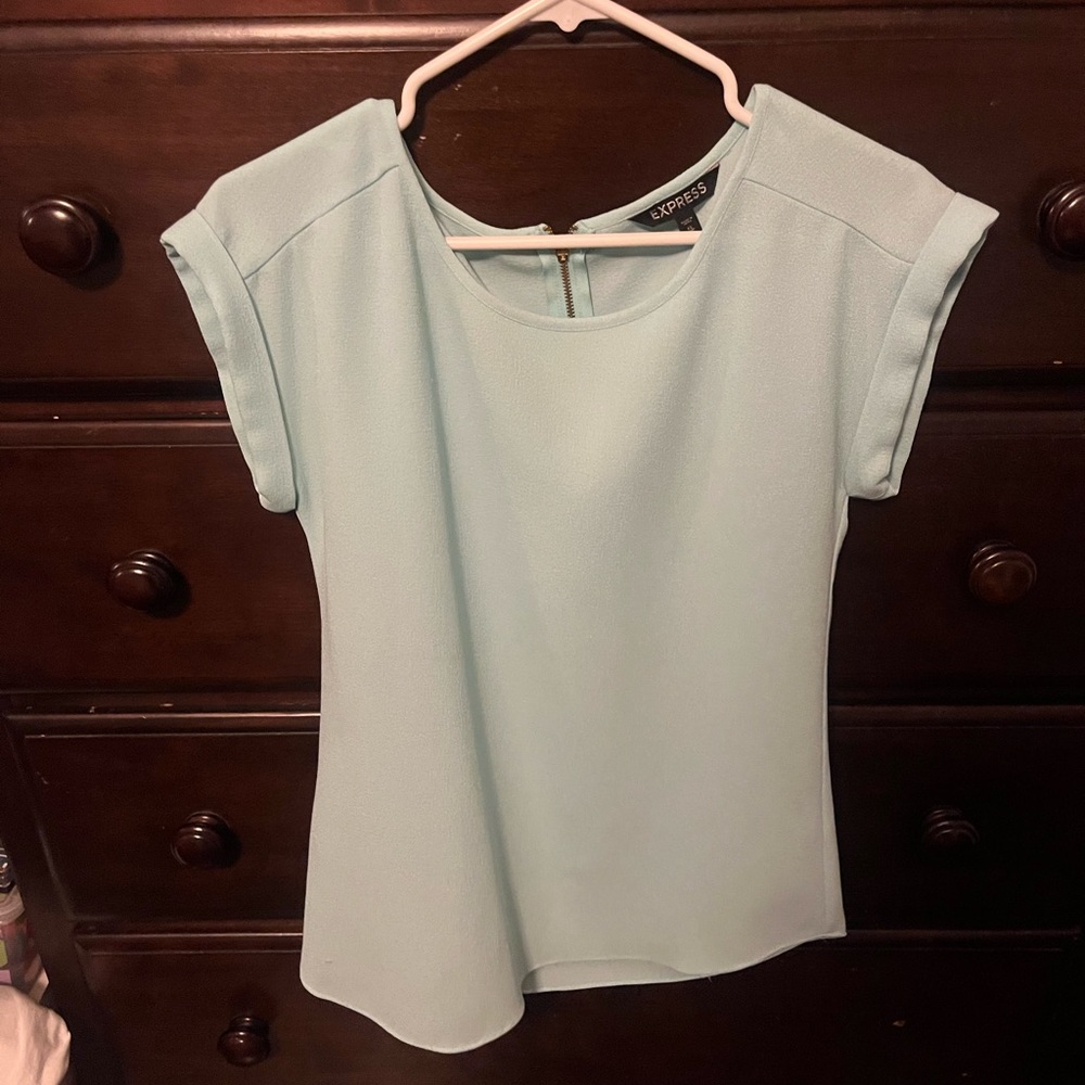 Express dressy t shirt size xs color cyan